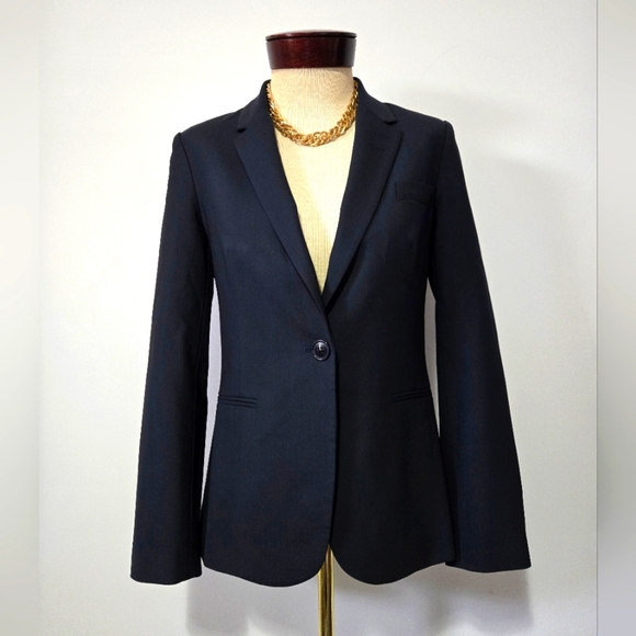 JUDITH & CHARLES Classic Navy Fitted Lightweight Wool Blazer. Size 4 - Picture 1 of 15